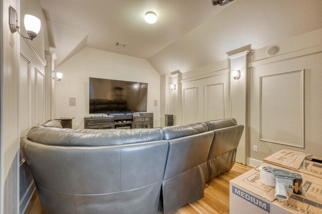 Building Photo - 13700 Lone Rider Trail