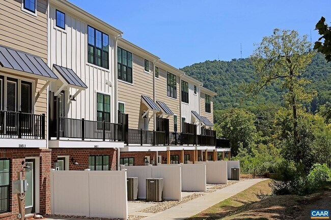 Building Photo - 5061 Mary Jackson Ct