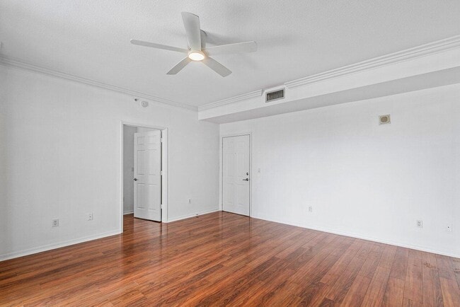 Building Photo - 233 S Federal Hwy