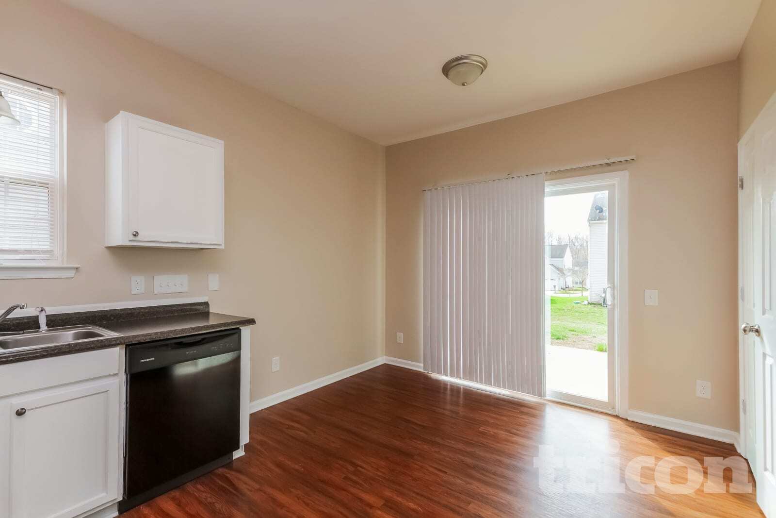 Building Photo - 1309 Peach Park Ln