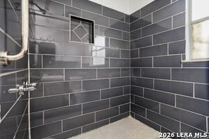 Building Photo - 5726 Alnwick St