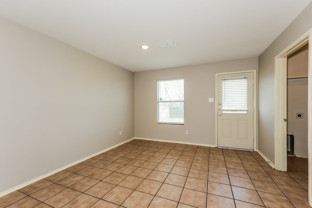 Building Photo - 1017 Maidenhair Ln