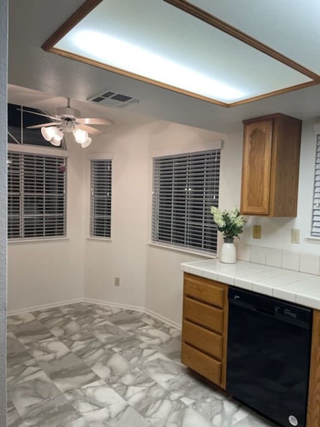 Building Photo - Jess Ranch 55+ Gated Community Apple Valley