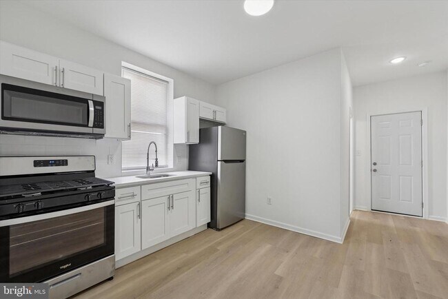 Building Photo - 1626 N 17th St