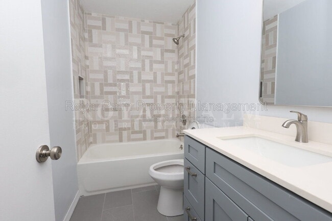 Building Photo - 26510 Southern Pines Dr