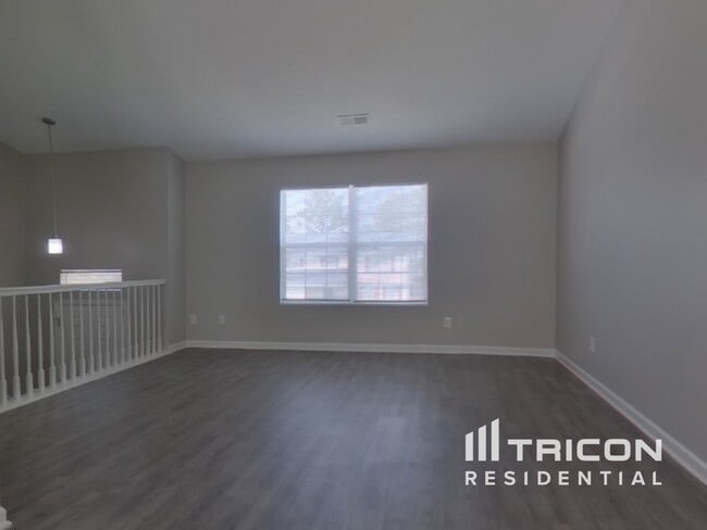 Building Photo - 112 Sandpine Cir