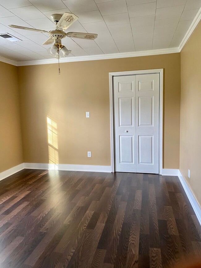 Building Photo - Amazing property! Dreamy wraparound porch!...