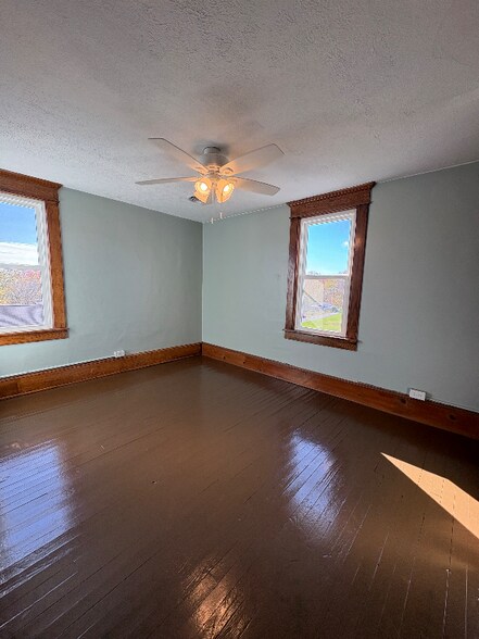 Building Photo - 73 Martin Ave