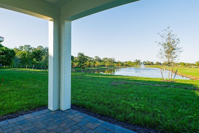 Building Photo - New Construction 4 beds 2 baths with lake view in Fort Myers