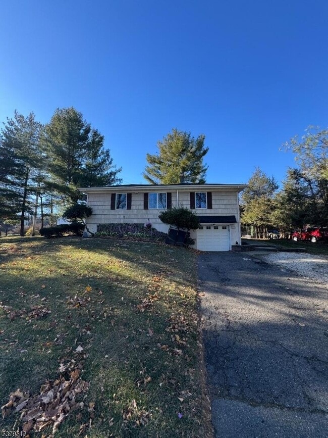 Building Photo - 273 Rea Ave Ext