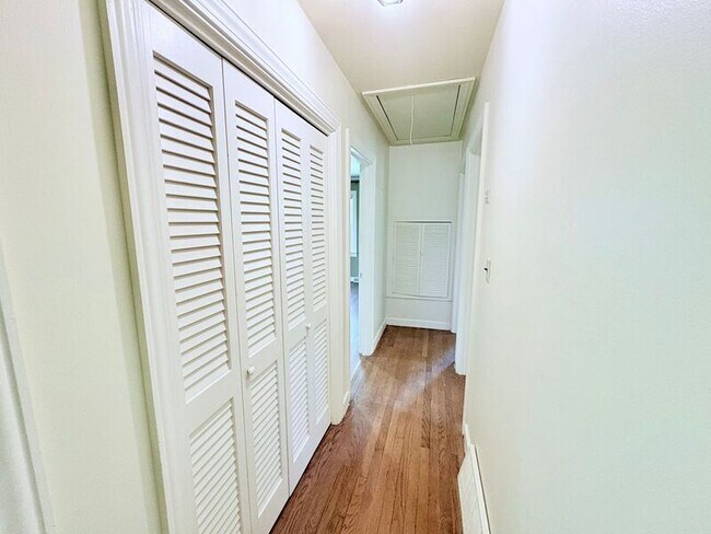 Building Photo - 1773 6 Mile Hwy