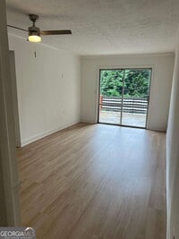 Building Photo - 2805 Northeast Expy