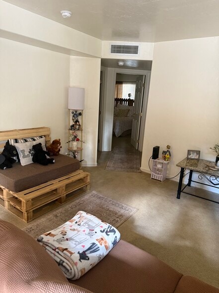 Building Photo - 2536 N Corinthian Garden Dr