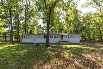 Building Photo - 2 Bed, 1 Bath, Manufactured Home in Harper...