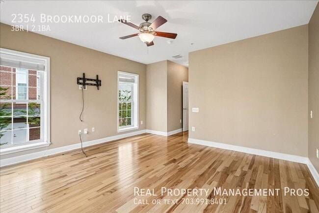 Building Photo - 2354 Brookmoor Ln