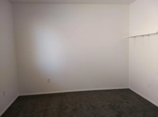 Building Photo - 4565 Belford Way