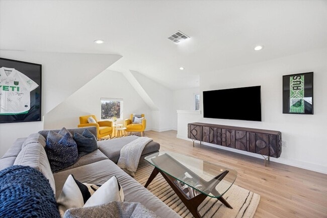 Building Photo - 1508 Redd St