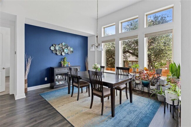 Building Photo - 15513 La Catania Way