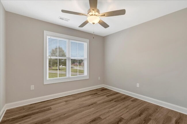 Building Photo - Cherfran Townhomes: Luxury Living in the Heart of South Hill