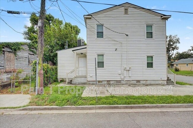 Building Photo - 814 Ott St