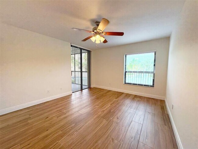 Building Photo - 2900 NW 42nd Ave