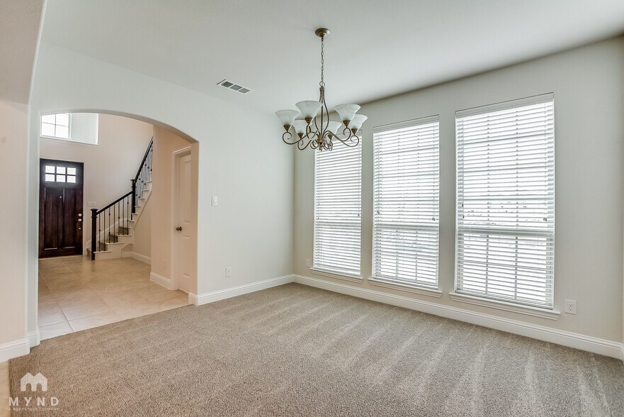 Building Photo - 3301 Damsel Sauvage Ln