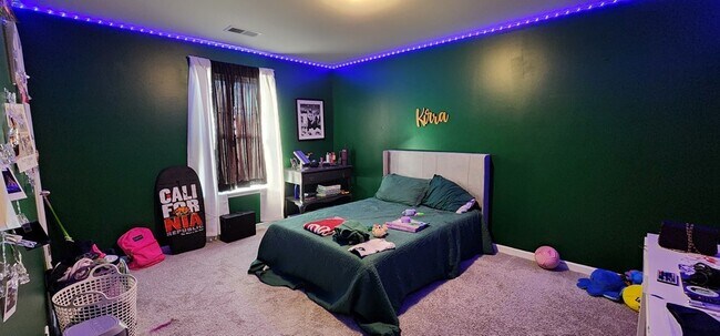 Building Photo - 354 Niblick Dr