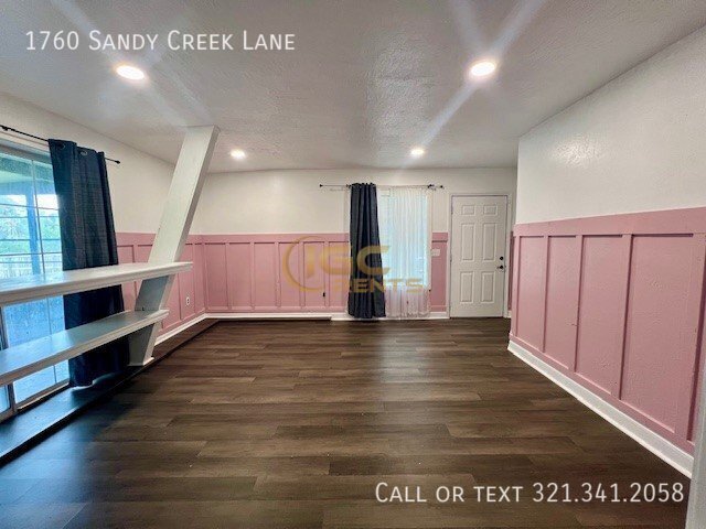 Building Photo - 1760 Sandy Creek Ln