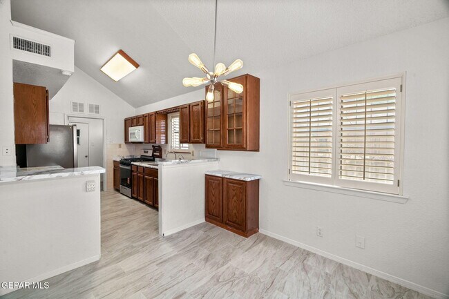Building Photo - 568 Mogollon Cir
