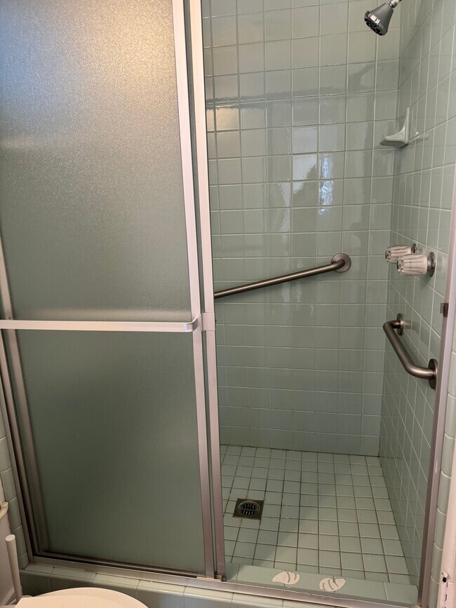 Building Photo - 22051 Vanowen St