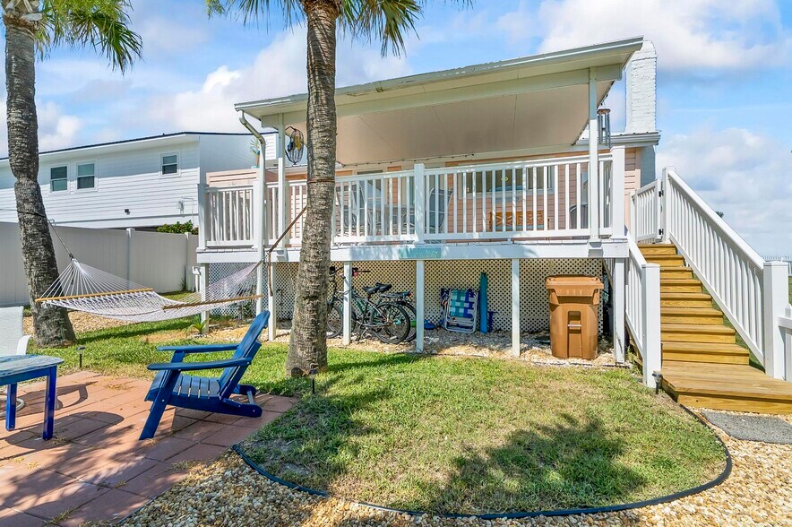 Building Photo - 801 N Ocean Shore Blvd
