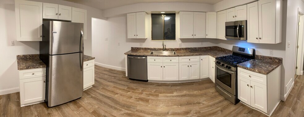 Building Photo - 1808 Mary St