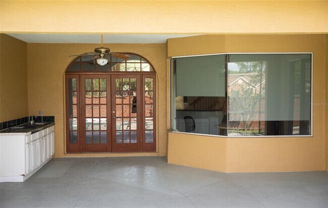 Building Photo - 664 Field Club Cir
