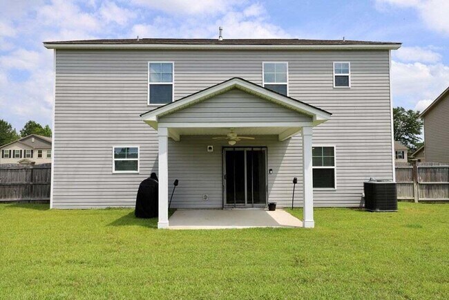 Building Photo - 3830 Moseley Dr