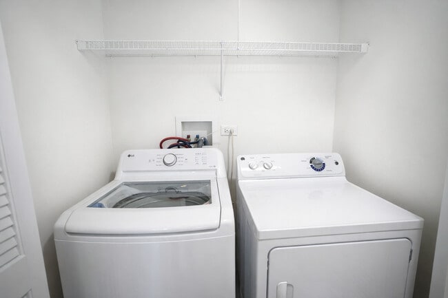 Building Photo - 3463 Bradbury Cir