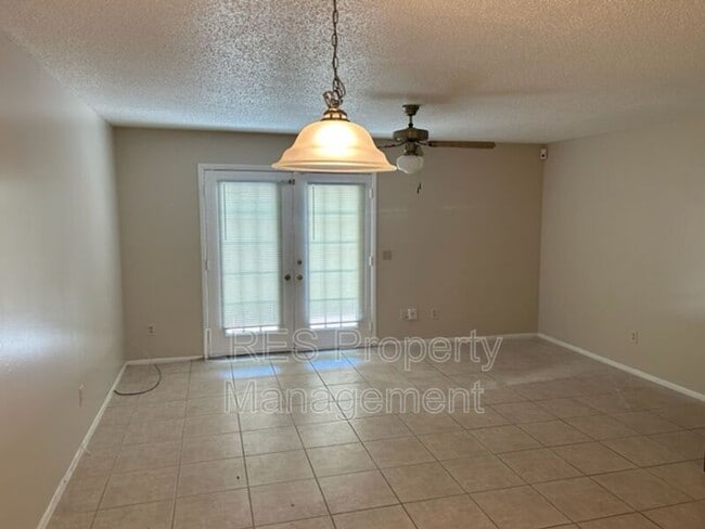Building Photo - 4603 Lighthouse Cir