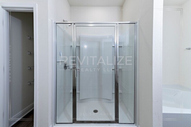 Building Photo - Move-in Ready 4 Bed 2 Bath Daphne Home in Jubilee Farms