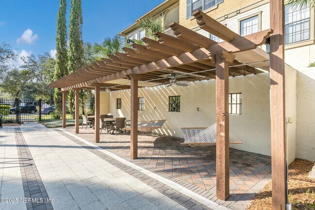 Building Photo - 12700 Bartram Park Blvd