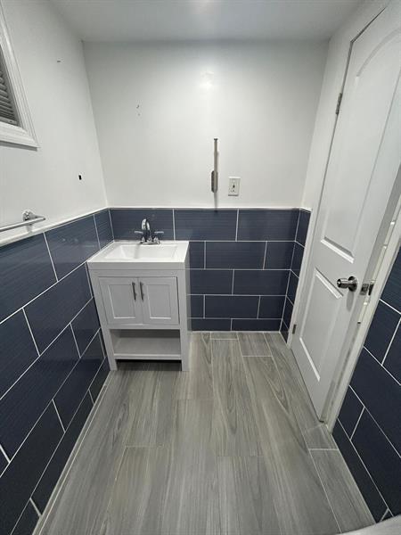 Building Photo - 1313 SW 8th Ct