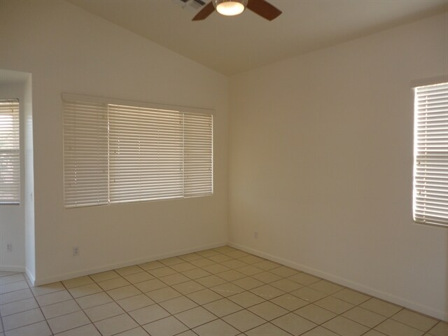 Building Photo - 837 S Roanoke St