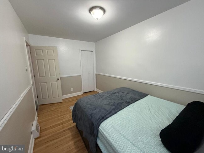 Building Photo - 6234 Cottage St