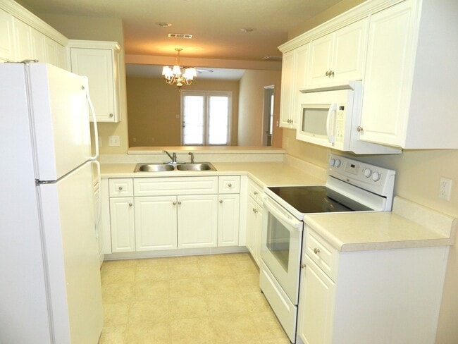 Building Photo - 2014 Kennesaw Way