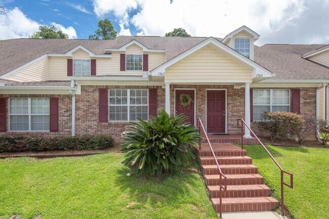 Building Photo - 4434 Gearhart Rd