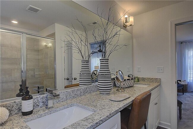 Building Photo - Three Bedroom Available