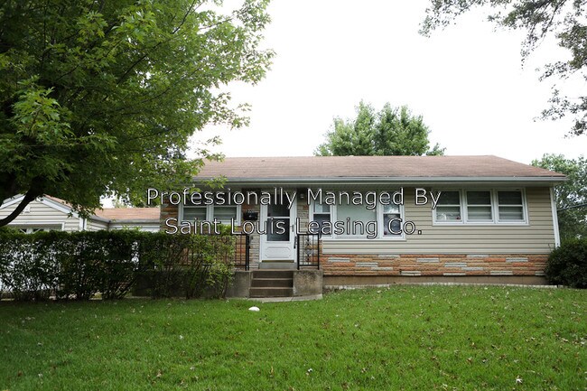 Primary Photo - 320 S Lafayette St