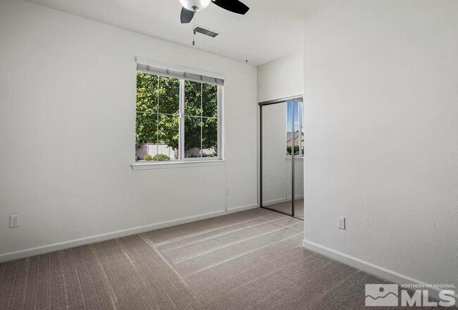Building Photo - 10772 Ridgebrook Dr