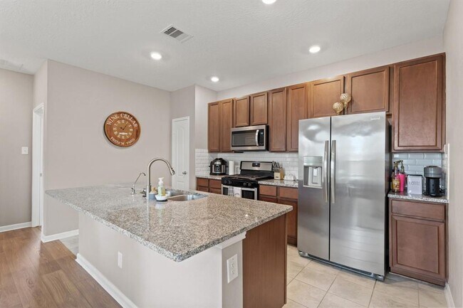 Building Photo - 20868 Langworth Pl