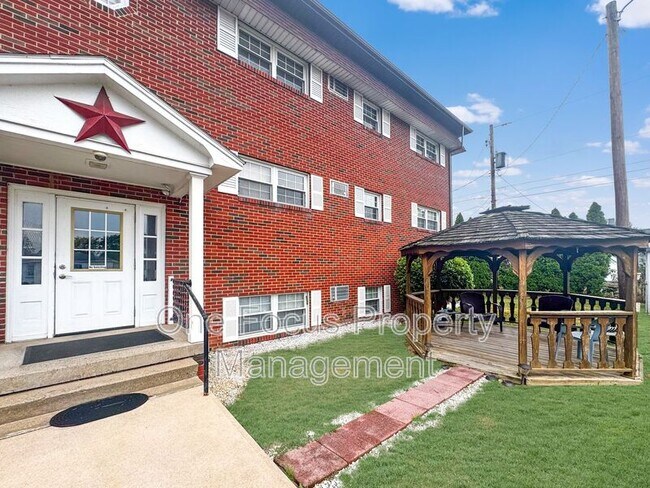 Primary Photo - 802 Chestnut St