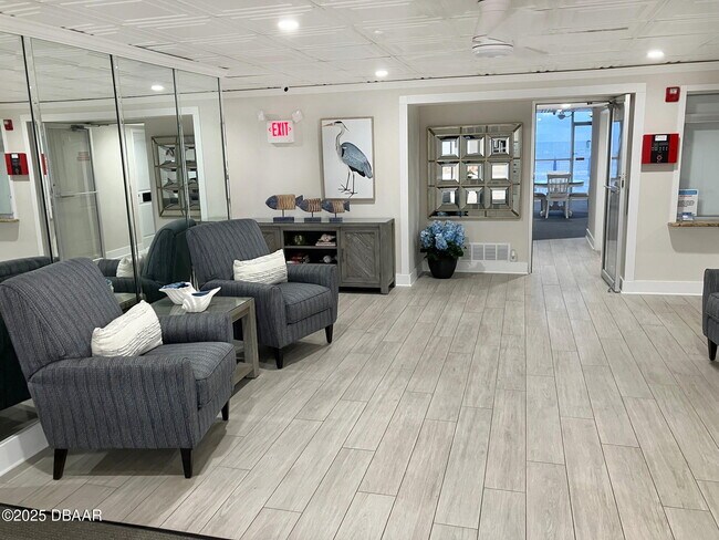 Building Photo - 1155 Ocean Shore Blvd