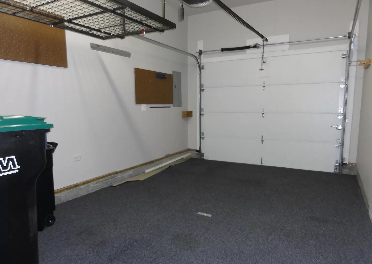 Garage - 334 Lora Dr